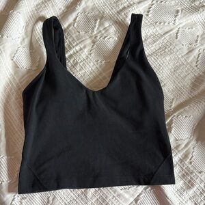 Lululemon align tank
Size 2
Color black